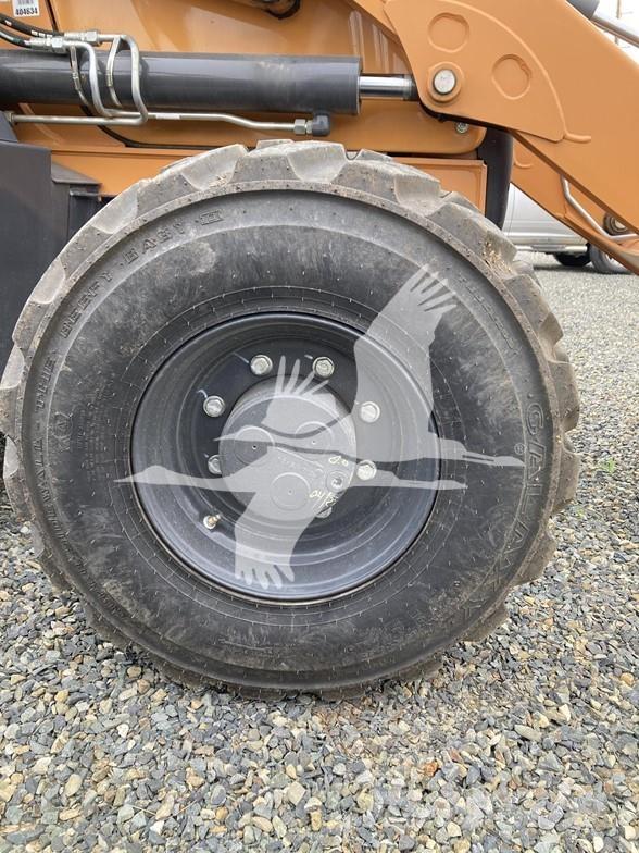 CASE 580SV Buldoexcavatoare