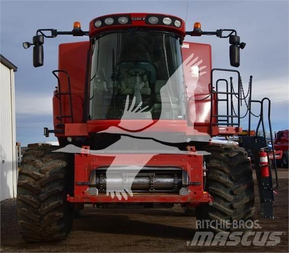 Case IH 7120 Combine de secerat