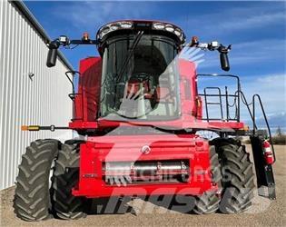 Case IH 8250 Combine de secerat