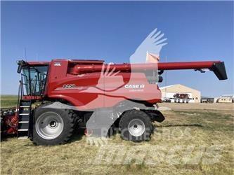 Case IH 8250 Combine de secerat