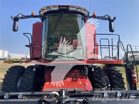 Case IH 8250 Combine de secerat