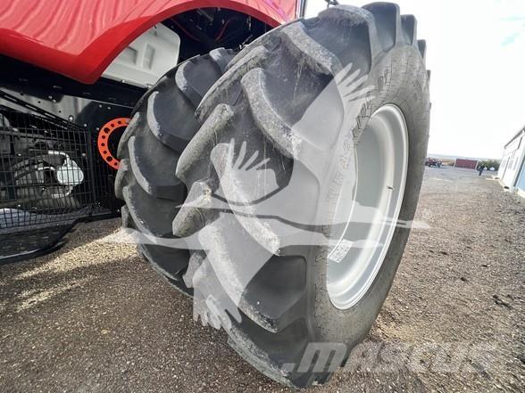 Case IH 8250 Combine de secerat
