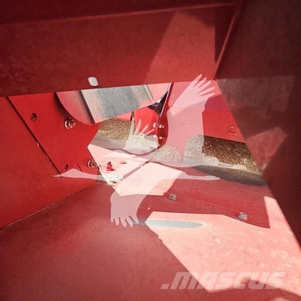 Case IH 8250 Combine de secerat