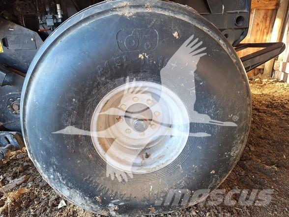 Case IH RB565 Masina de balotat cilindric