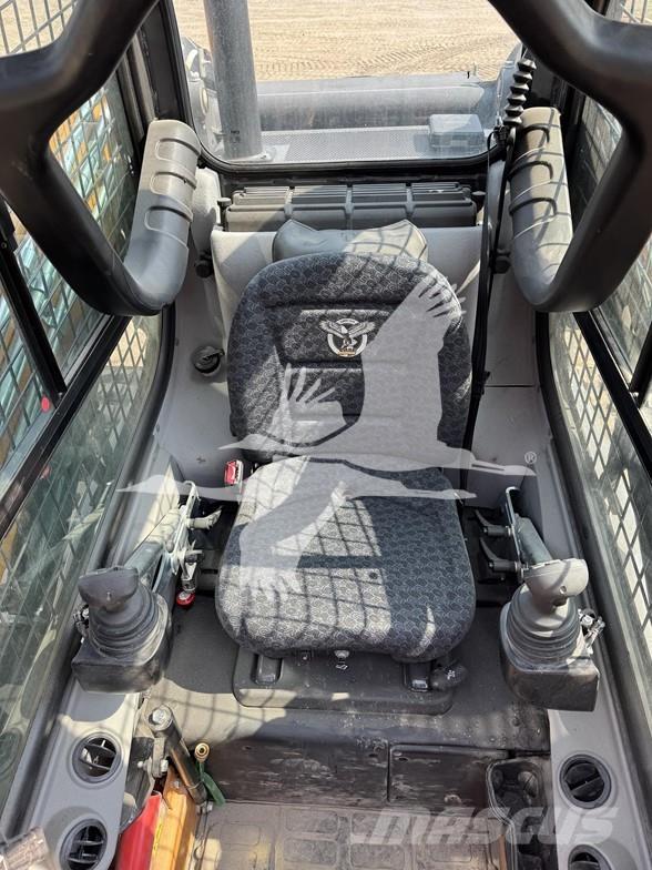 CASE TV450B Mini incarcator