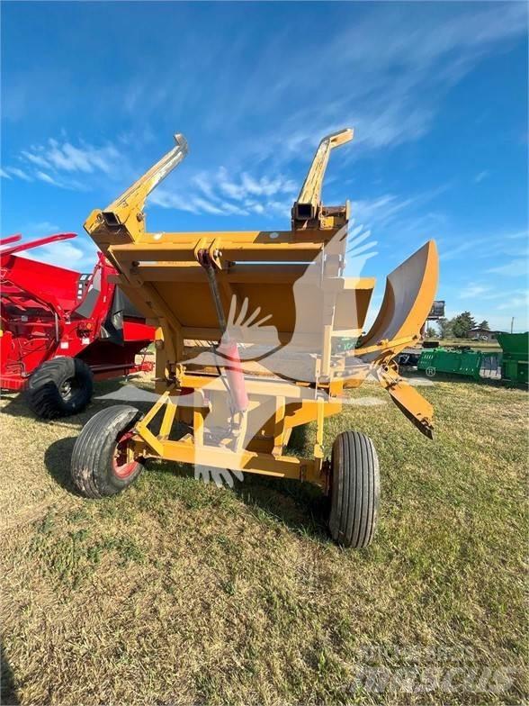 Haybuster 2650 Alte echipamente pentru nutret