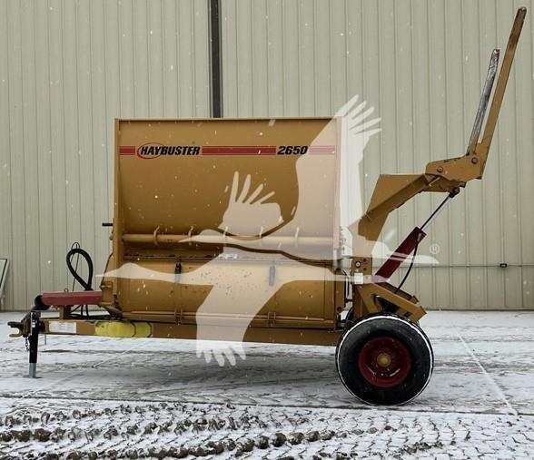 Haybuster 2650 Alte echipamente pentru nutret