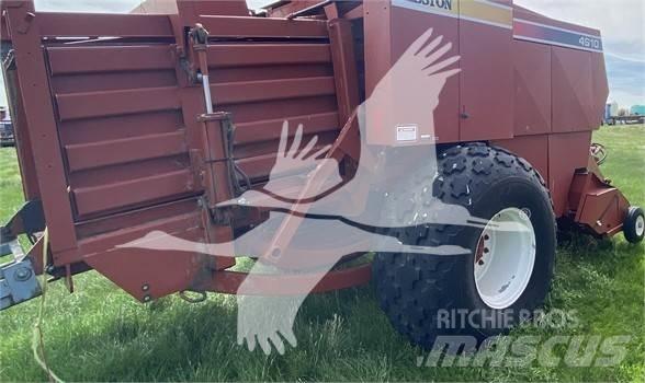 Hesston 4910 Baler dreptunghiular