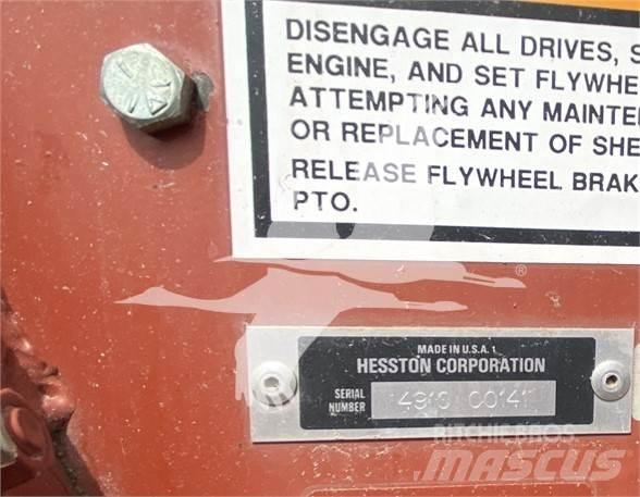 Hesston 4910 Baler dreptunghiular