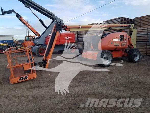 JLG 600AJ Nacele cu brat articulat