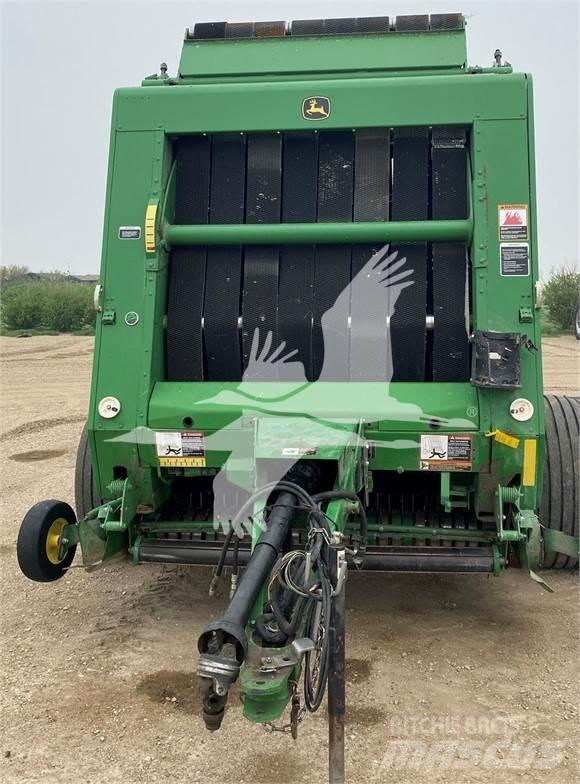 John Deere 568 Masina de balotat cilindric