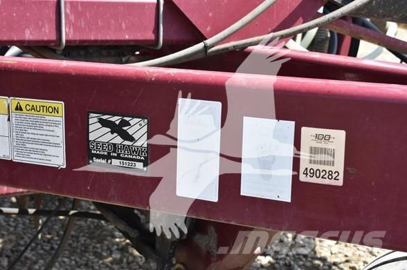 Seed Hawk 8412 Perforatoare