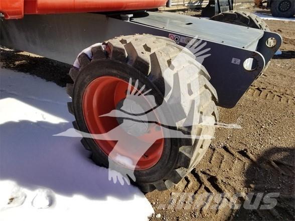 SkyJack SJ82T Nacele cu brat telescopic