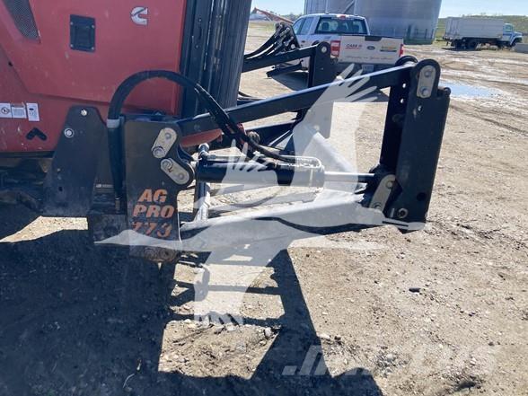 Versatile 550 Tractoare