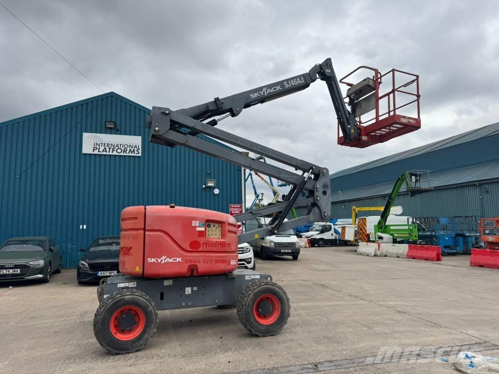 SkyJack SJ 46 AJ Nacele cu brat articulat