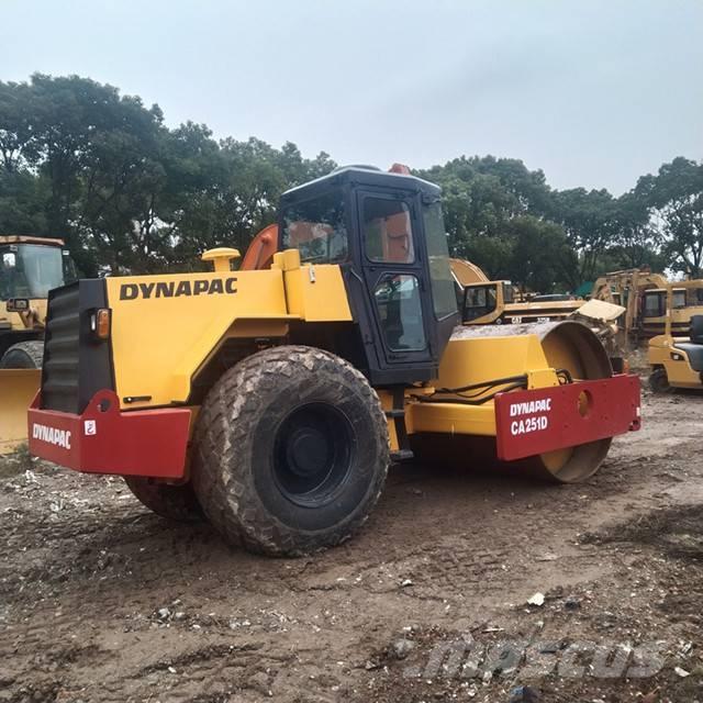 Dynapac CA 251 D Compactoare monocilindrice