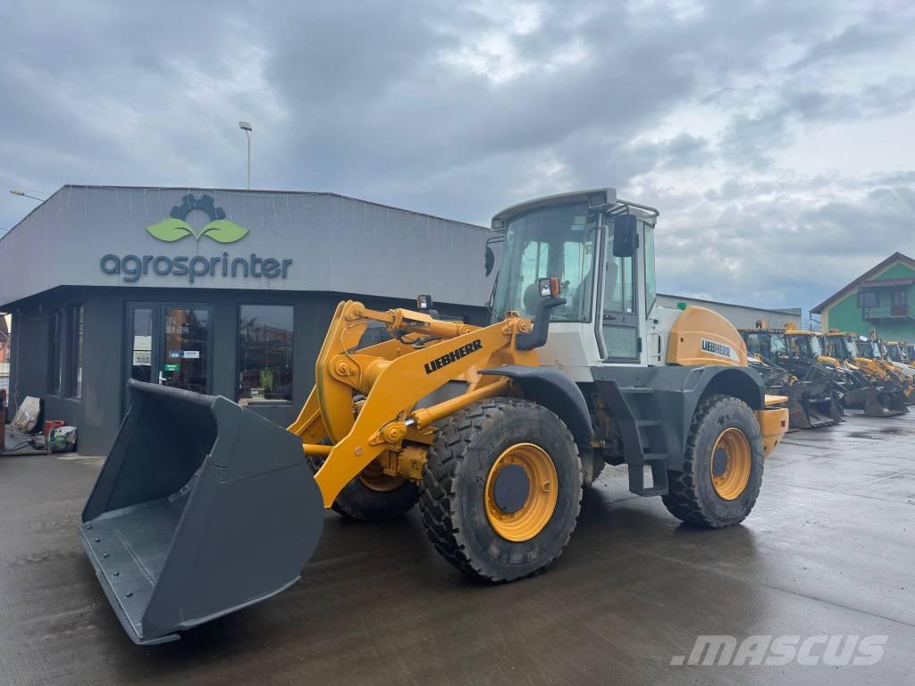 Liebherr L 524 Incarcator pe pneuri