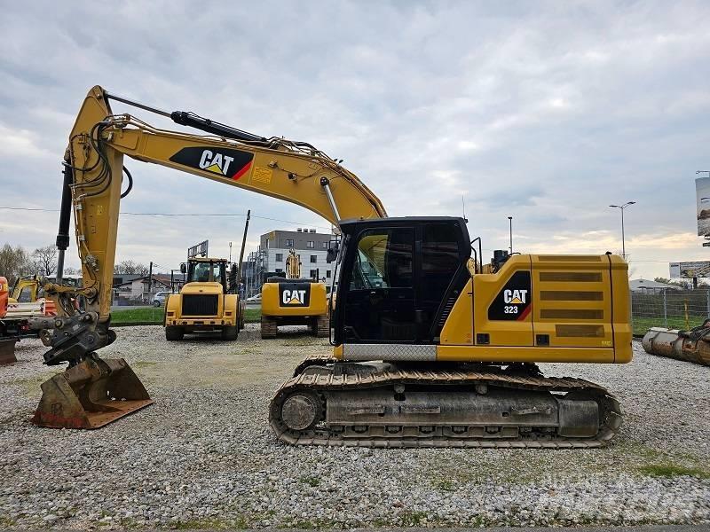 CAT 323-07B Excavatoare pe șenile
