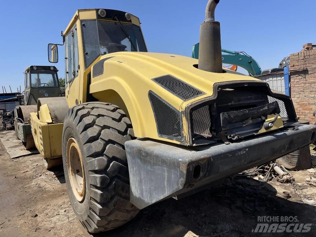Bomag 226-4 Compactoare monocilindrice