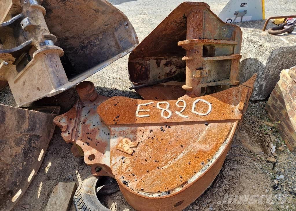 JCB JS 145 W Excavatoare cu roti