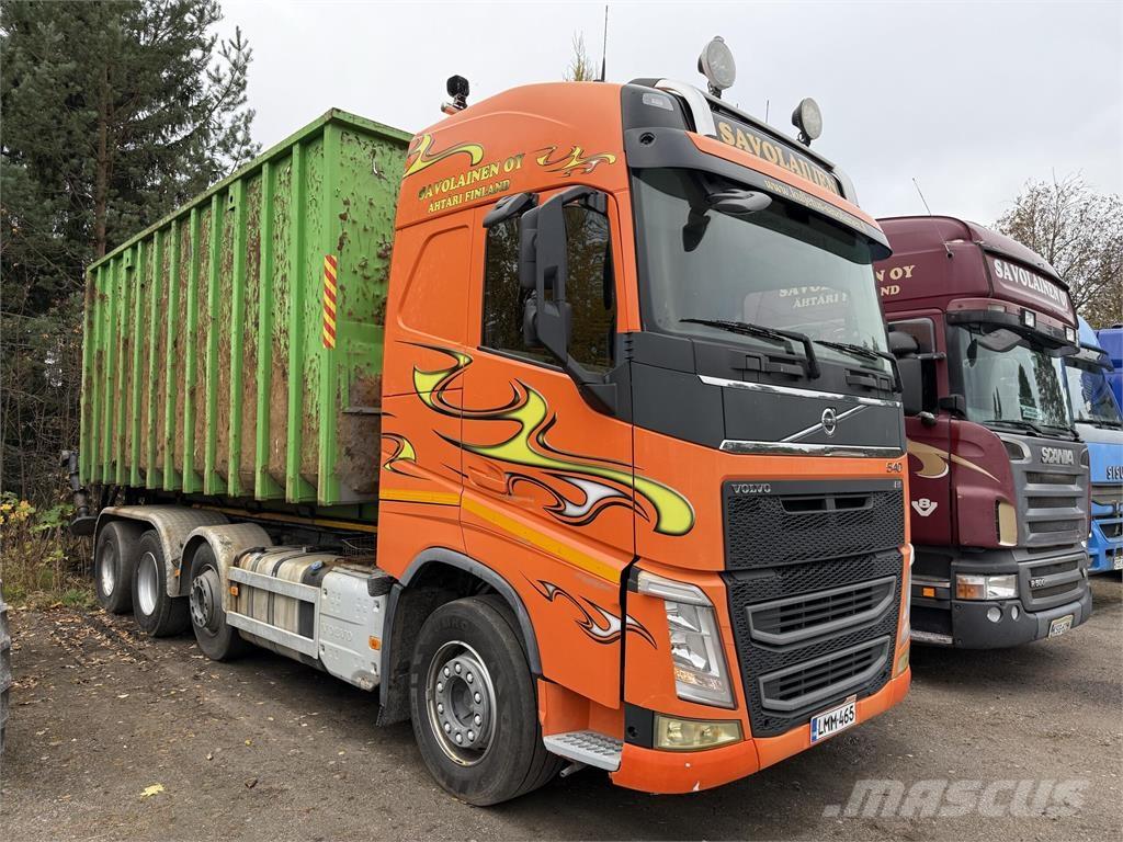 Volvo FH13 540 8X2 Camion cu carlig de ridicare