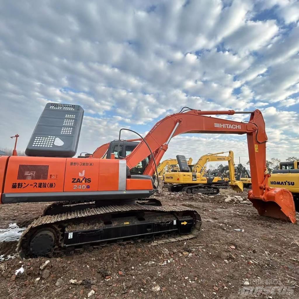 Hitachi ZX 240 Excavatoare pe șenile
