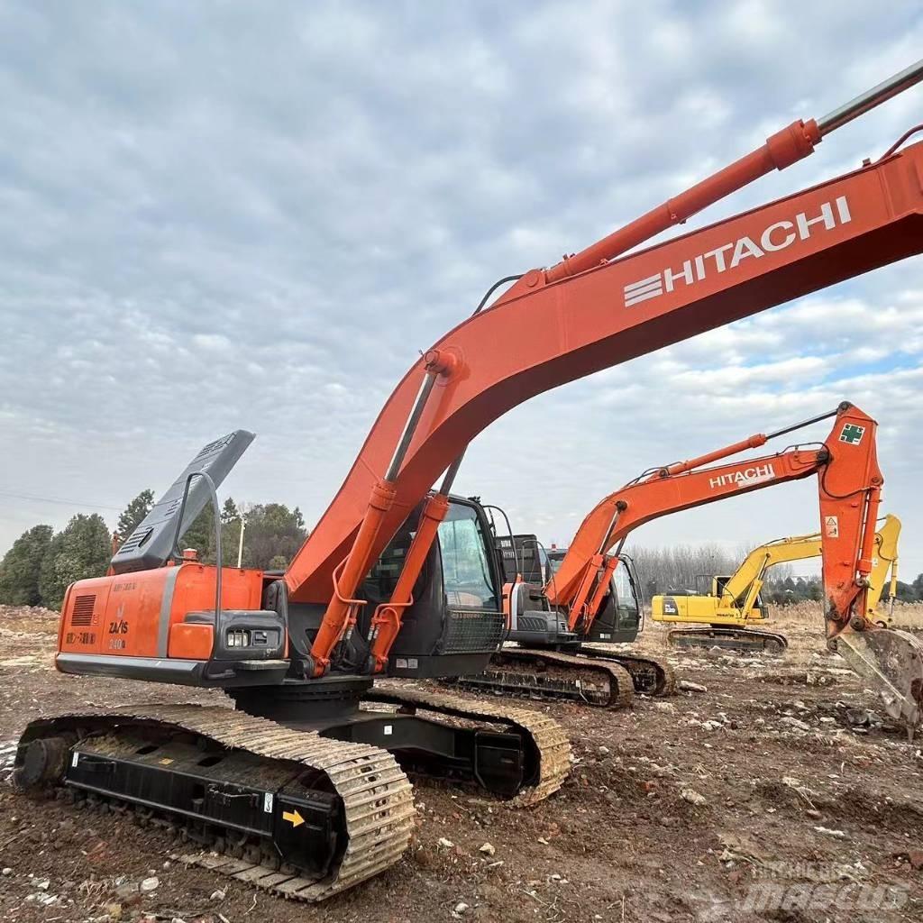 Hitachi ZX 240 Excavatoare pe șenile

