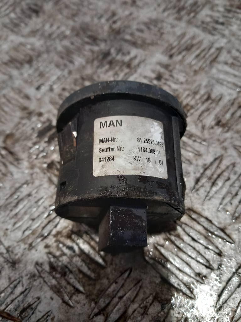 MAN TGA  81255250193 Cabine si interior