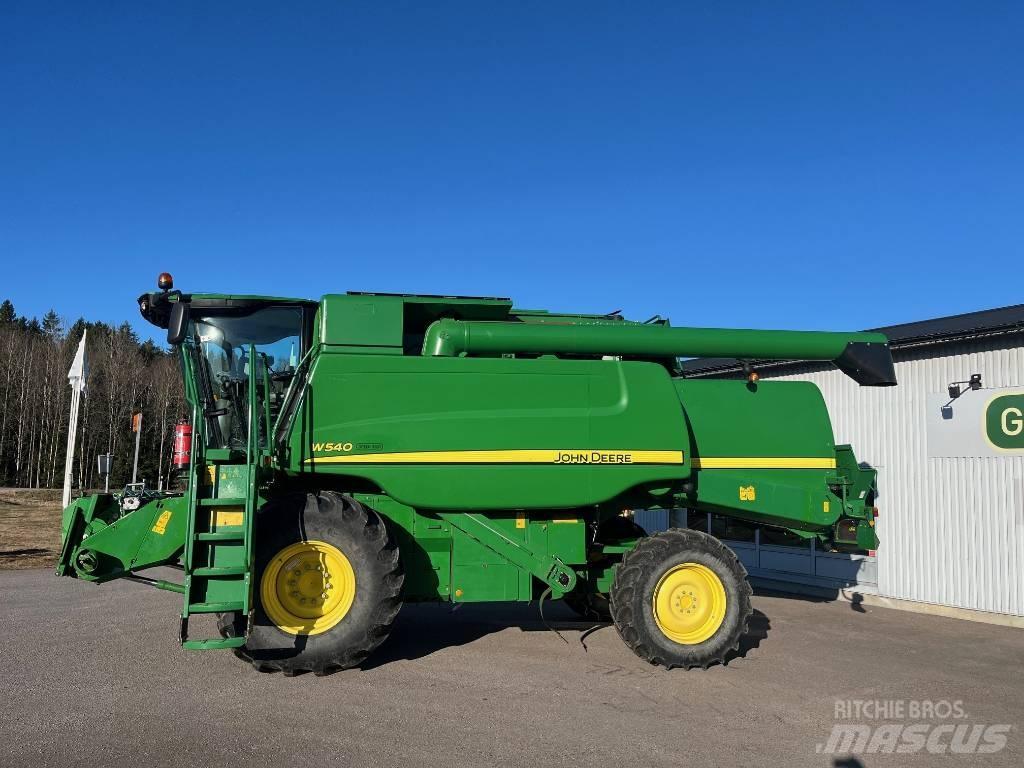 John Deere W540 Combine de secerat