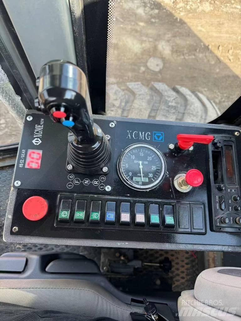 XCMG GR 2153 Gredere