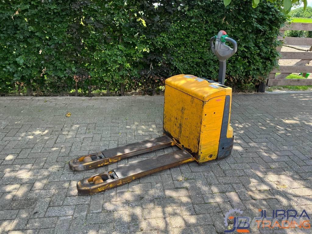 Jungheinrich EJE 118 Transpaleta manuala