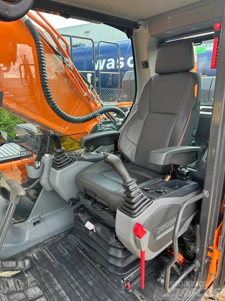 Doosan DX 350 NLC-7 Excavatoare pe șenile
