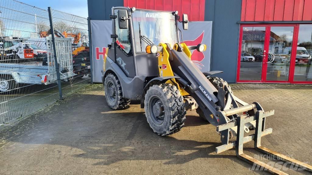 Mecalac AX 700 Incarcator pe pneuri