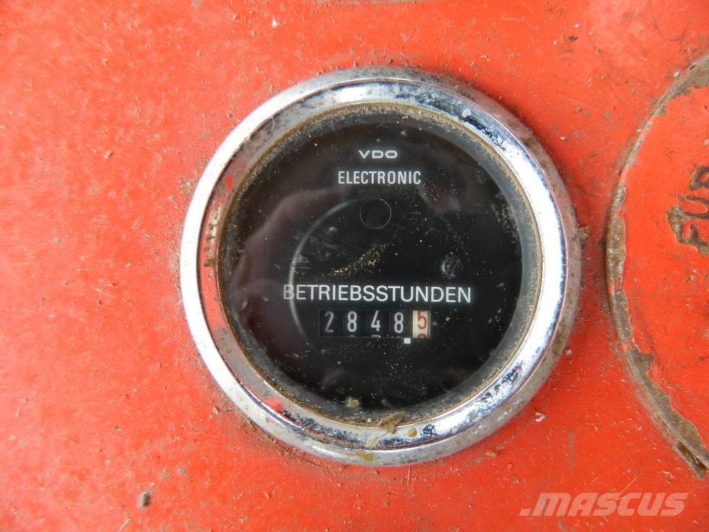 Deutz-Fahr 1302 Combine de secerat