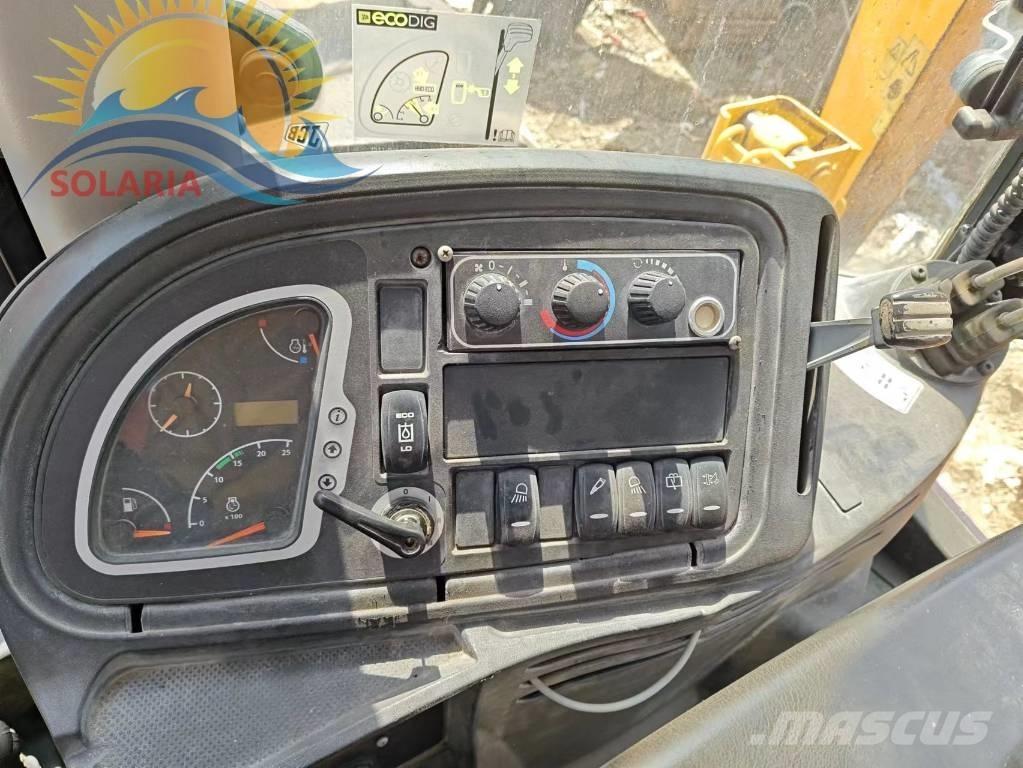 JCB 3 CX Buldoexcavatoare