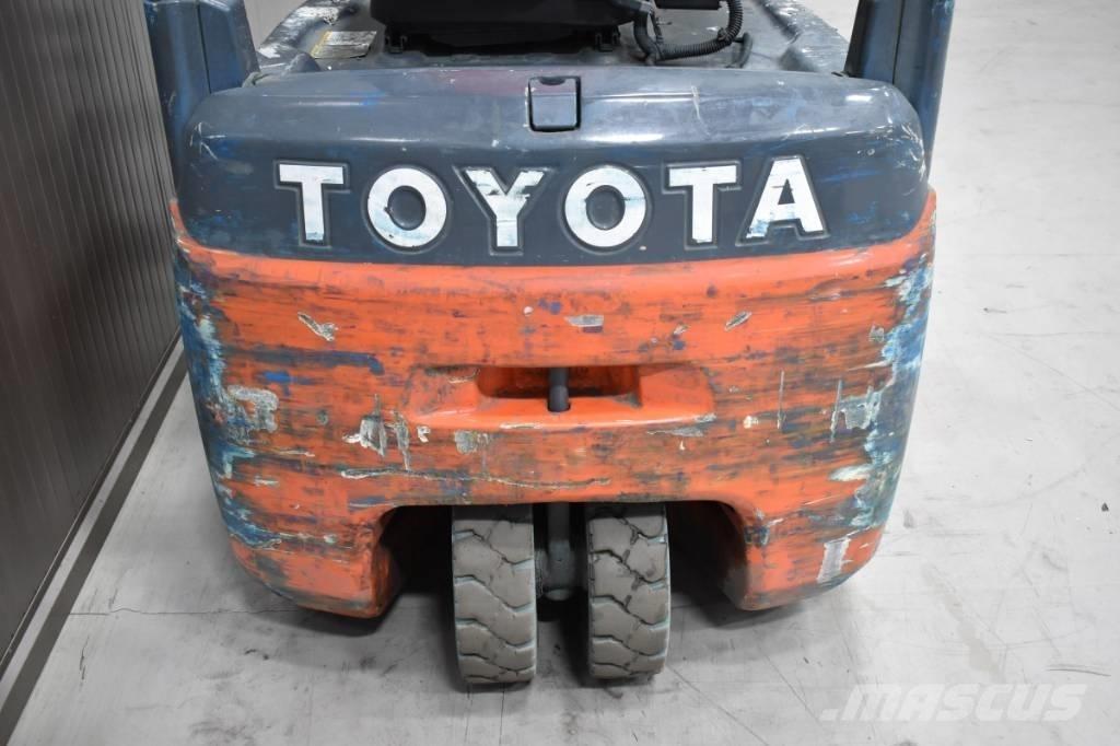 Toyota 8FBE16T Stivuitor electric