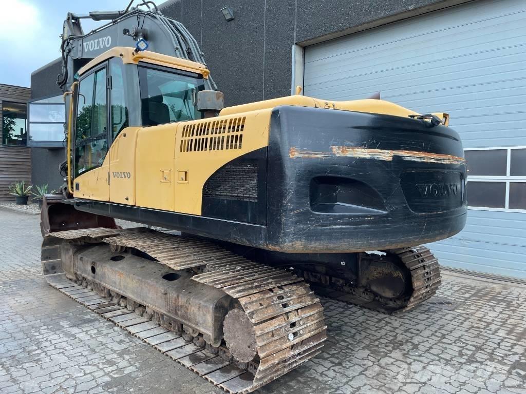 Volvo EC240C Excavatoare pe șenile

