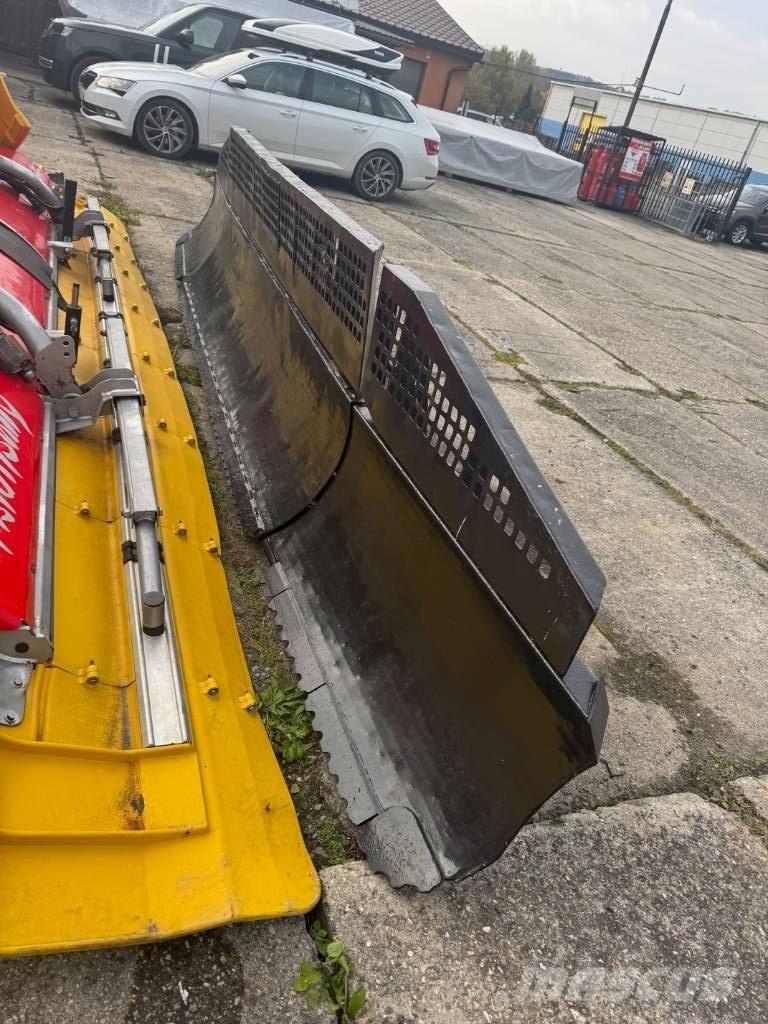 Kässbohrer PB 300 W Utilaje deszapezire