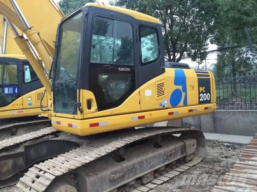 Komatsu pc200-7 Excavatoare pe șenile
