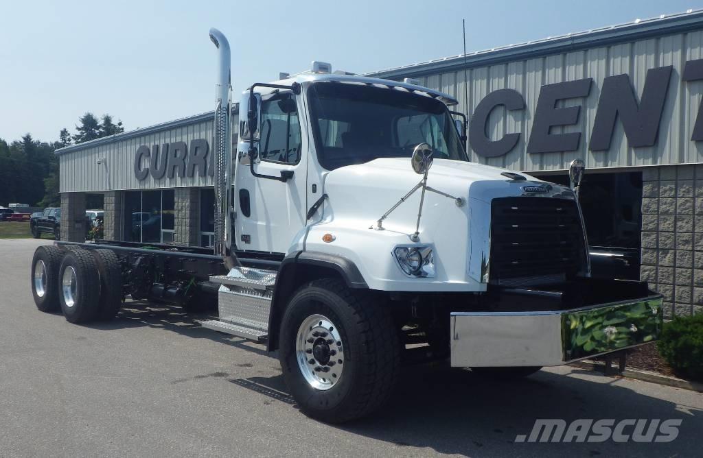 Freightliner 114 SD Camion cabina sasiu