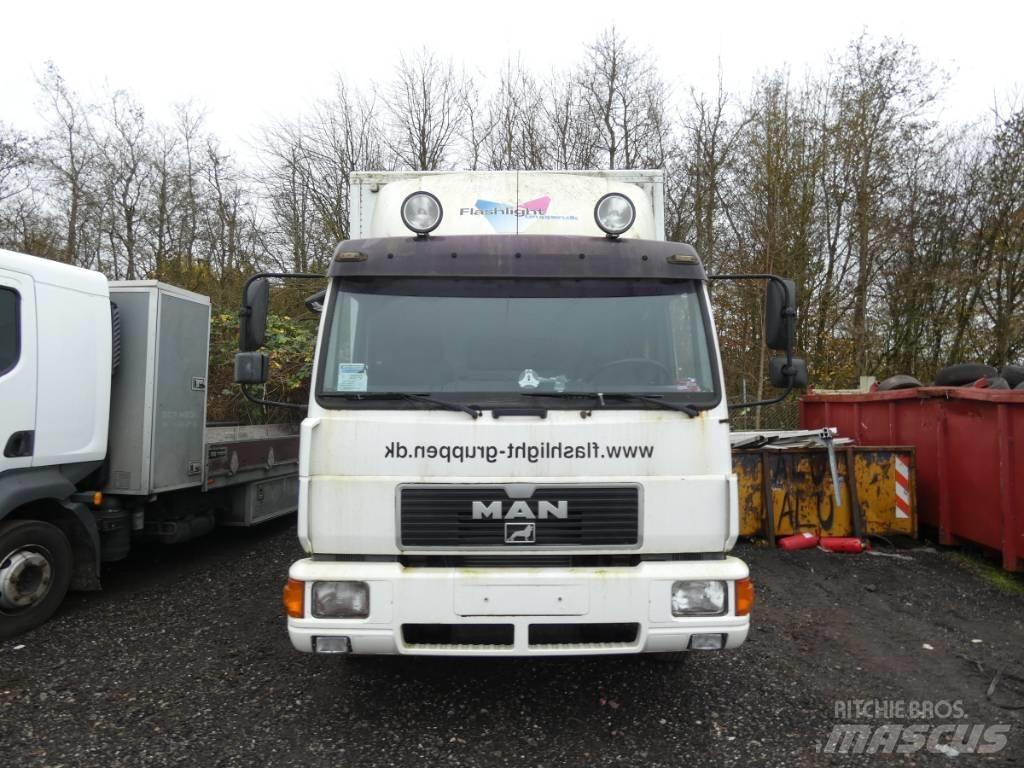 MAN 8.224 Autocamioane