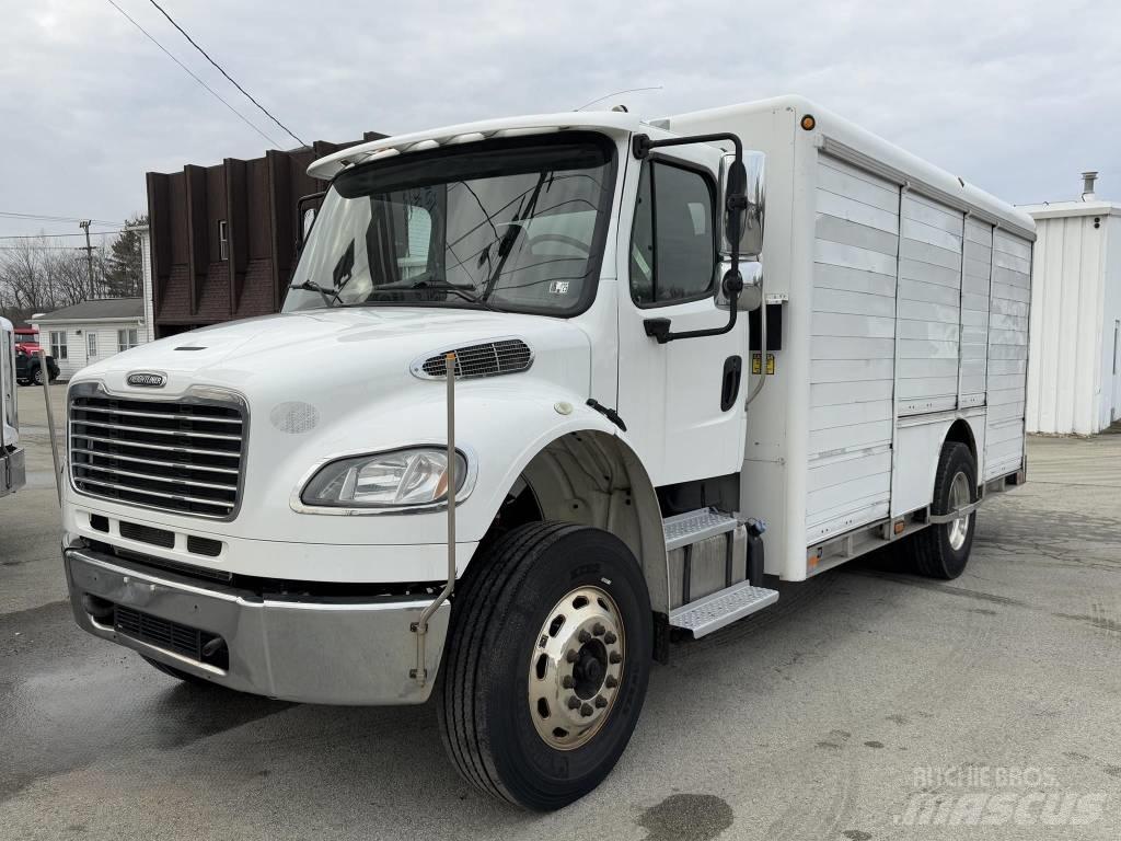 Freightliner M2 Camioane transport bauturi