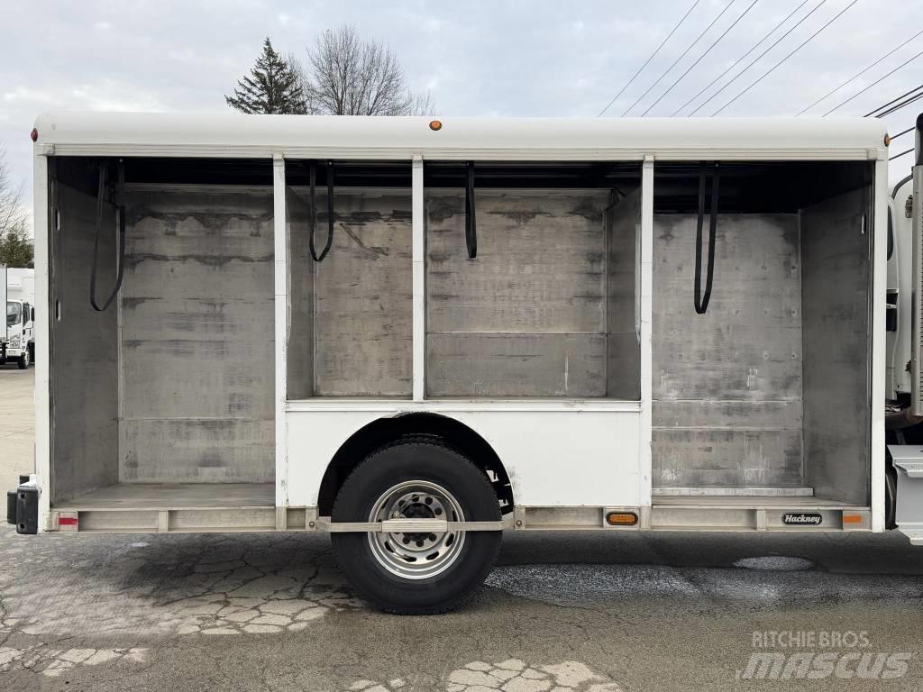 Freightliner M2 Camioane transport bauturi