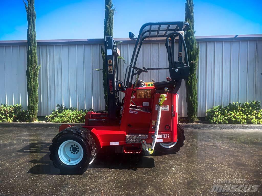 Moffett M55 Stivuitoare montate pe camioane