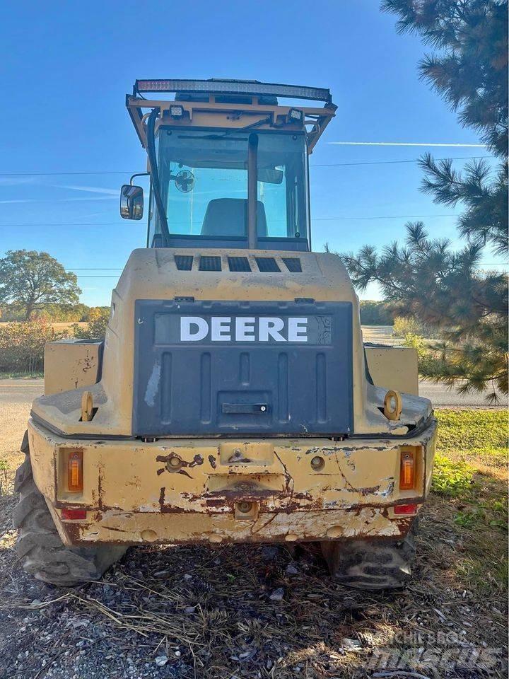 John Deere 324H Incarcator pe pneuri