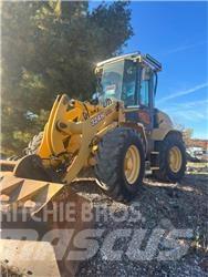 John Deere 324H Incarcator pe pneuri