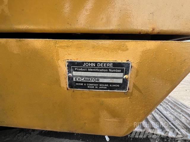 DEERE 330 LC Excavatoare pe șenile
