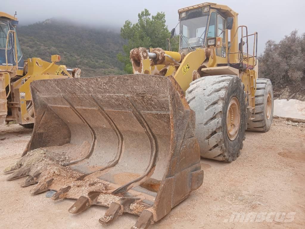 Komatsu WA 600-1 Incarcator pe pneuri