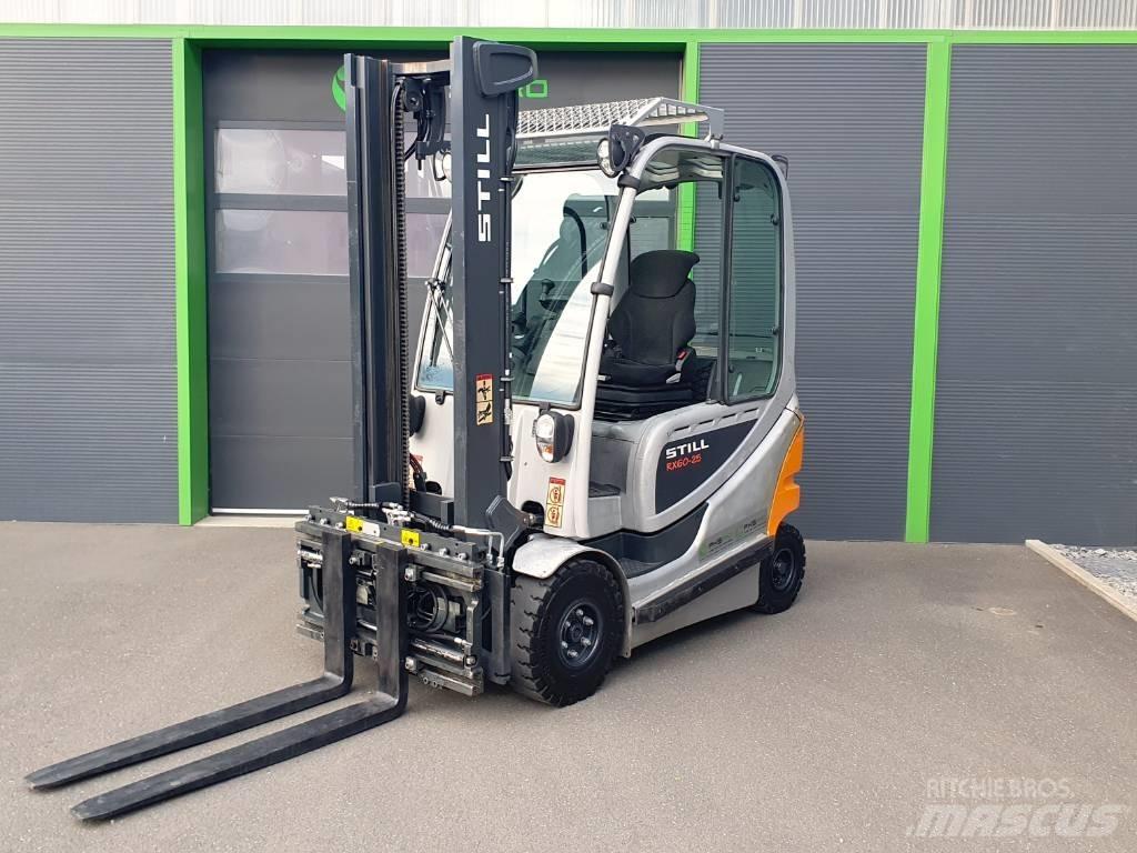 Still RX 60-25 Stivuitor electric