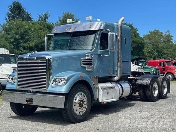 Freightliner 122SD Autotractoare